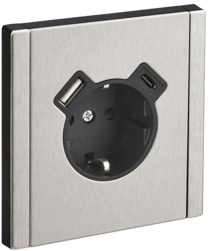 Розетка 1-м СП FORTE&PIANO FP747M 16А IP20 USB A+C 18Вт с заземл. защ. шторки винтовое крепление никель IEK FP-R14-16-U22-018-M-K50