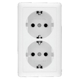 Розетка 2-м ОП Хит 16А 250В с заземл. без защ. шторок бел. SE RA16-238-B