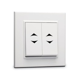 Переключатель 2-кл. СП Karea 10А IP20 бел. Makel 56001026