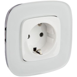 Розетка 1-м СП Valena Allure 16А IP2X 250В 2P+E безвинтов. клеммы с лицев. панелью механизм бел. Leg