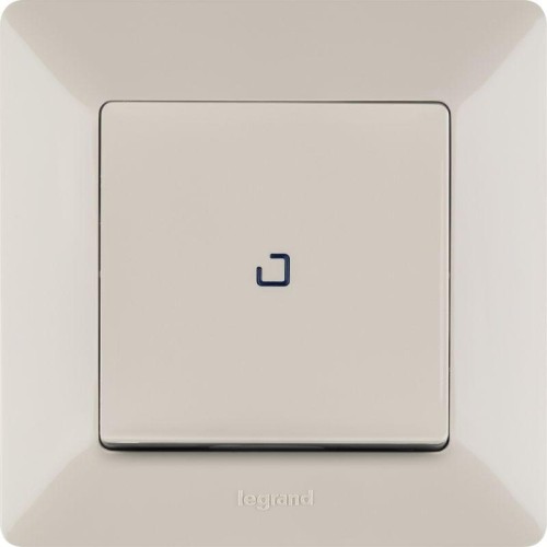 Выключатель 1-кл. СП Valena Life 10А IP20 250В 10AX с подсветкой с лицев. панелью механизм сл. кость
