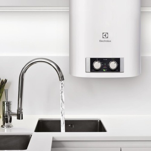 Водонагреватель электрический накопительный 100л EWH 100 Formax Electrolux НС-1026258