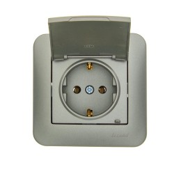 Розетка 1-м СП ASTI 16А IP20 с заземл. с крышкой термопласт в сборе платина. LEZARD 7081-3535-123В