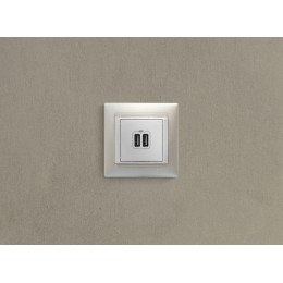 Розетка USB 2-м СП Valena бел. Leg 770470