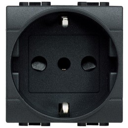 Розетка 1-м СП 2мод. 16А IP20 2P+E с центр. и боков. заземл. защ. шторки антрацит Leg BTC L4140