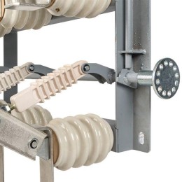 Разъединитель РВЗ-10/1000-I УХЛ3 с приводом ПР-10 Stingray EKF rvz-10-1000-Iz