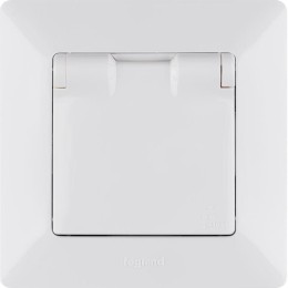 Розетка 1-м СП Valena Life 16А IP44 250В 2P+E защ. шторки с крышкой механизм бел. Leg 753119