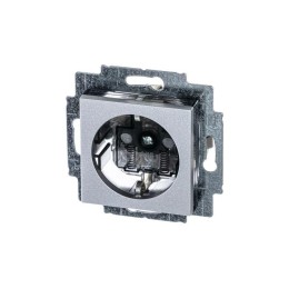 Розетка Levit с заземл. с защ. шторками 16А серебр./дым. черн. ABB 2CHH203457A6070