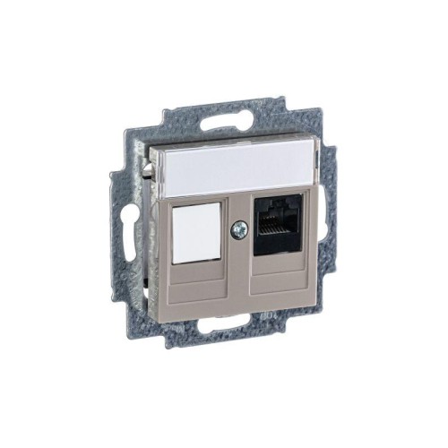 Розетка компьютерная Levit RJ45 кат.5E с заглушкой кофе макиато ABB 2CHH295117A6018