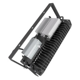 Прожектор светодиодный LAD LED R700-2-PC-30-750-D36-170L1 PROM 170Вт CRI70 5000К IP67 230В КСС типа