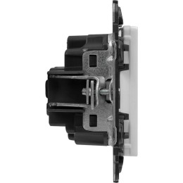 Розетка 1-м СП Valena Life 16А IP20 250В 2P+E винтов. клеммы механизм бел. Leg 753425