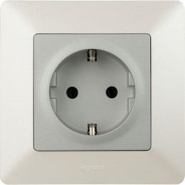 Розетка 1-м СП Valena Life 16А IP20 250В 2P+E безвинтов. клеммы с лицев. панелью механизм алюм. Leg