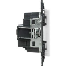 Розетка 1-м СП Valena Life 16А IP2X 250В 2P+E безвинтов. клеммы с лицев. панелью механизм бел. Leg 7