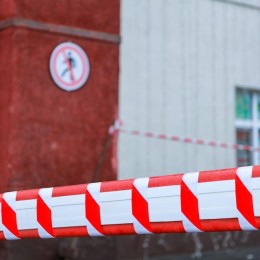 Лента светоотражающая самоклеящаяся 50ммх10м красн.-бел. Rexant 09-4331