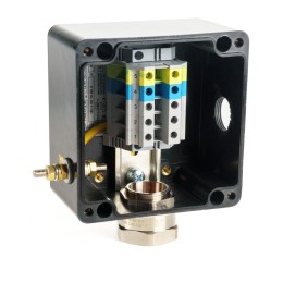 Коробка клеммная взрывозащ. на осн. модульн. упр. устройства MT с метал.опорой для подключ. 1-3 плос