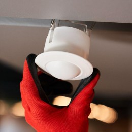 Датчик движения точечный микроволновой ДДТМ 01 360град. 1200Вт 10-2000Лк 3-10м 10-900сек Rexant 11-9