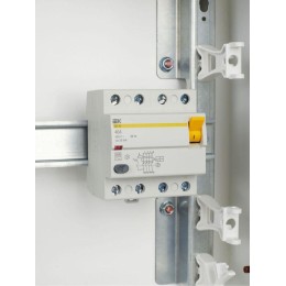 Выключатель дифференциального тока (УЗО) 4п 40А 30мА тип AC ВД1-63 KARAT IEK MDV10-4-040-030