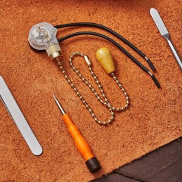 Выключатель для настенного светильника с проводом и деревянным наконечником gold блист. Rexant 06-02