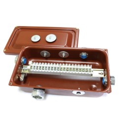 Коробка клеммная ККМА-20 У2 IP54 ГОФРОМАТИК zeta30373