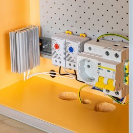 Термошкаф -55град. до +50град.C 360x560x196мм IP66 3УТПВ-П (Ver. 2.0) с обогревом и пассивной вентил