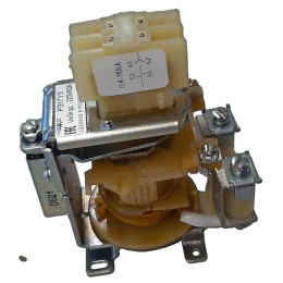 Реле напряжения РЭ-17-220В (вкл. обм.) 16А (удерж. обм. тока) 1"З"+1"Р" ЧЭАЗ A8119-77945520