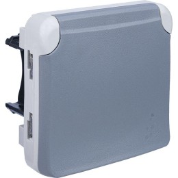 Розетка 1-м СП Plexo 16А IP55 2P+E с заземл. с крышкой немецк. стандарт винтов. клеммы механизм сер.