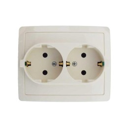 Розетка 2-м СП Simon15 16А IP20 250В с заземл. Schuko без защ. шторок винт. клеммы сл. кость Simon 1