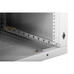 Шкаф коммутационный ШРН-Э-18.350.1 18U 600х350мм передн. двер. метал. несъемн. боков. панел. 50кг се