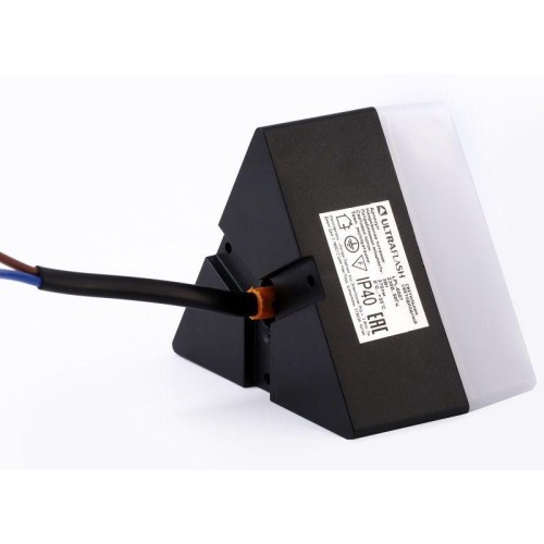 Светильник светодиодный LPL-6007 коннектор треугольник 70х55 Ultraflash 14970