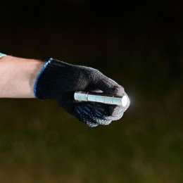 Фонарь ручной рабочий сфокусированный свет алюм. корпус 1хАА Rexant 75-713