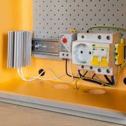 Термошкаф -55град. до +50град.C 360x560x196мм IP66 3УТ (Ver. 2.0) с обогревом Mastermann 00-00015260