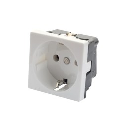 Розетка 2К+З немецкий стандарт 45х45мм бел. Eurolan 16V-10-04WT