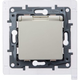 Розетка 1-м СП Etika 16А IP44 250В с заземл. со шторками с защ. крышкой безвинтов. зажимы сл. Кость
