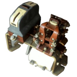 Контактор МК1-10 У3 Uупр.220В [108100200 01] ЧЭАЗ A8119-80081789