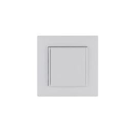 Розетка 1-м с крышкой Karea RIZZ с заземл. бел. Makel 88001029