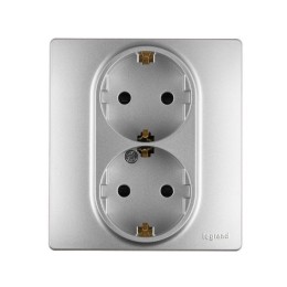Розетка 2-м СП Etika 16А IP31 250В 2х2P+E с заземл. защ. шторки немецк. стандарт безвинт. клеммы алю