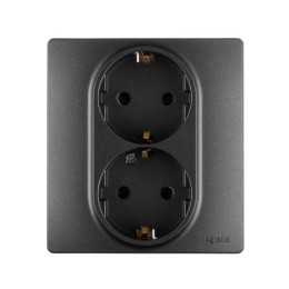 Розетка 2-м СП Etika 16А IP31 250В 2х2P+E с заземл. защ. шторки немецк. стандарт безвинт. клеммы ант
