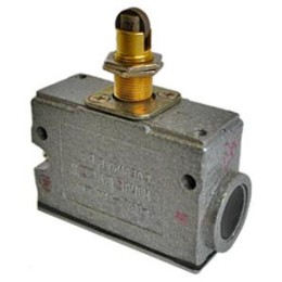 Микровыключатель МП 1305 У2 исп.01 IP54 толкатель с продольным расположением ролика фронтальный гайк