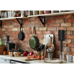 Розетка 3-м ОП Quteo 16А IP20 250В 3х2P+E с заземл. защ. шторки черн. матов. Leg 782473