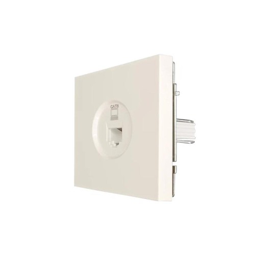 Розетка компьютерная 1-мест. СП ZIMA IP20 слон. кость LEZARD 704-9088-140
