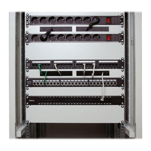 Патч-панель 19дюйм 1U 24 порта RJ45 кат.5E Dual IDC PLAN-24-Cat.5e-Dual IDC угол портов 45град. Cabe