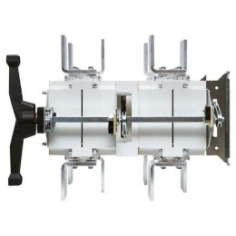 Рубильник-переключатель 3п 2000А с рукояткой управления для прямой установки PowerSwitch EKF pscs-20