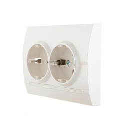 Розетка 2-м СП Deriy 16А IP20 с заземл. керамика жемчуж./бел. метал. LEZARD 702-3030-127