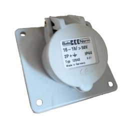 Розетка встраиваемая 16А 3п 2P+PE 1ч 50В IP44 наклонная 85х85 Bals 12643