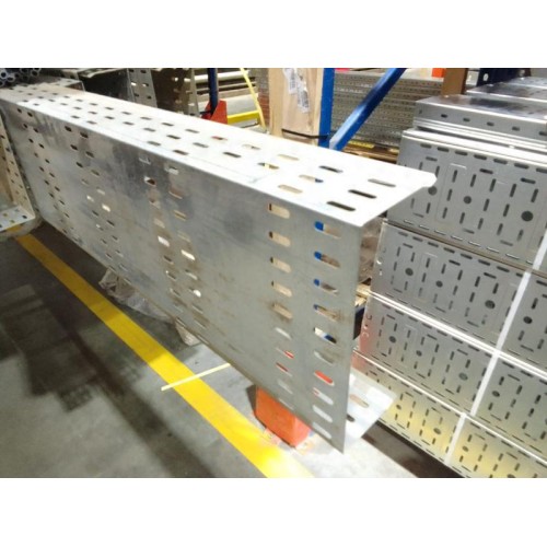Лоток листовой перфорированный ЛЛПц250х100 L=3м S=1мм оцинк. ASD-electric EI-01.01.31.055