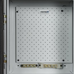 Шкаф монтажный навесной с монтажной панелью 280х330х140мм IP31 МАСТЕР-2 Mastermann 00-00000033