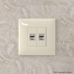 Розетка компьютерная 2-м СП Avanti "Ванильная дымка" RJ45 кат.6 без шторок экранир. механизм DKC 440