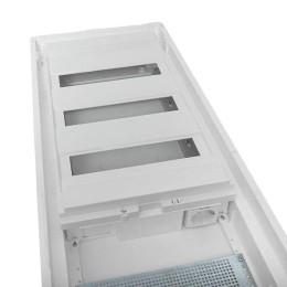 Щит комбинированный встраив. Nova 3 DIN-рейки + 1 монтаж. плата 5 габарит IP41 с метал. перфорирован