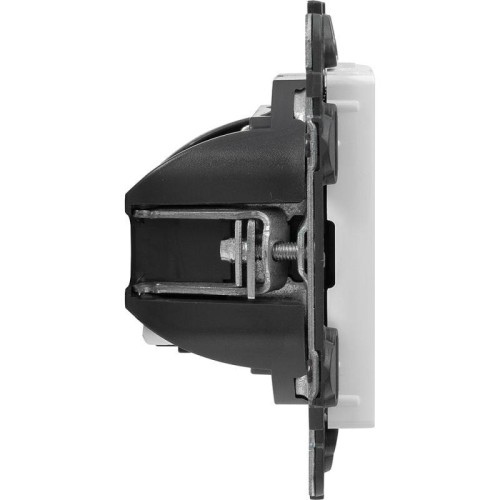 Розетка компьютерная 2-м Valena Life RJ45 кат.5E UTP с лицев. панелью механизм бел. Leg 753441