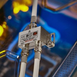 Делитель ТВ "краб" х2+3шт F "BOX" 5-1000 МГц "Silver" Rexant 05-6101